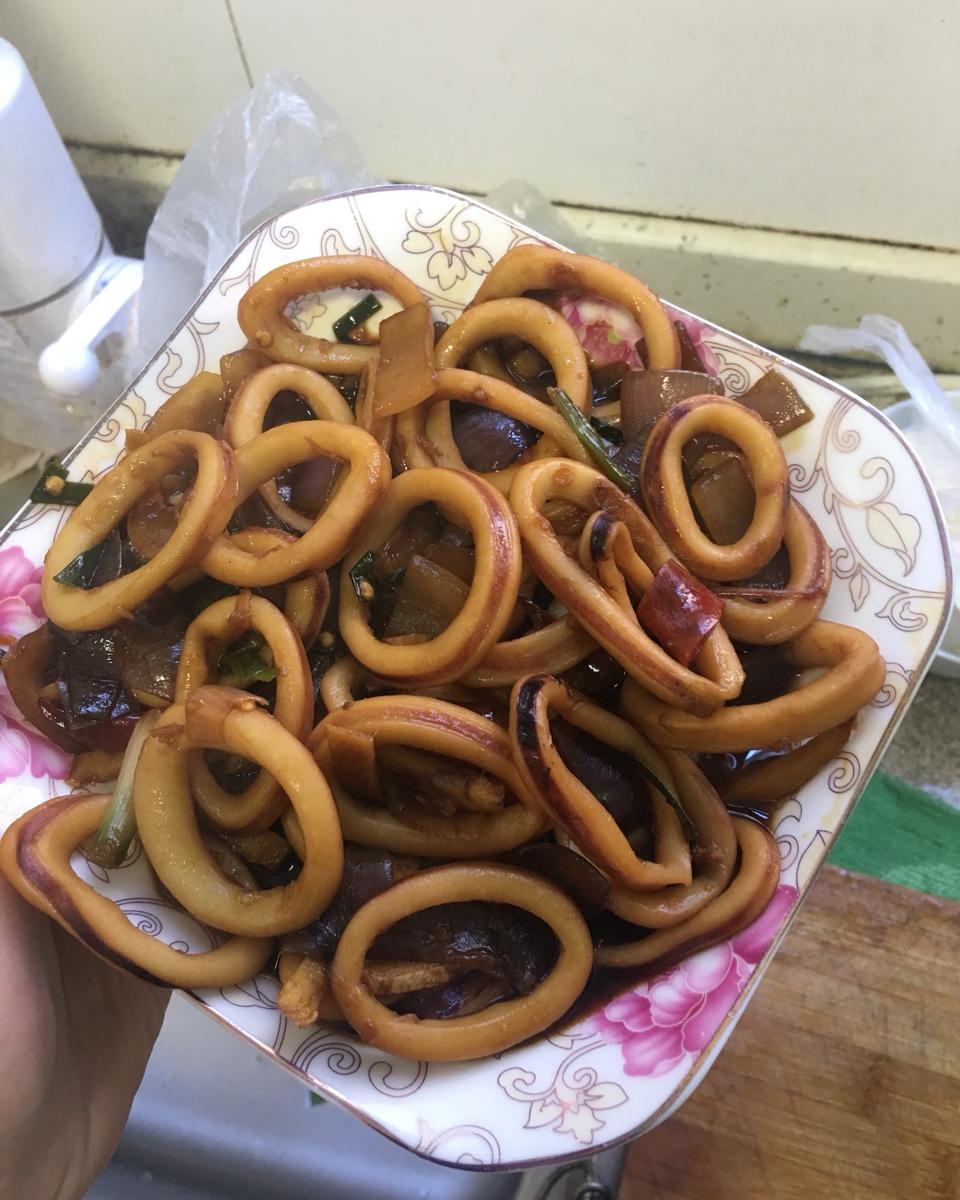 爆炒鱿鱼圈