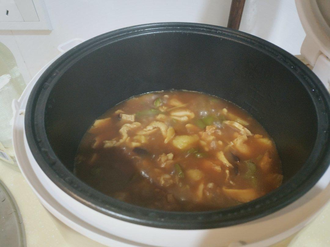 【电饭煲黄焖鸡米饭】
