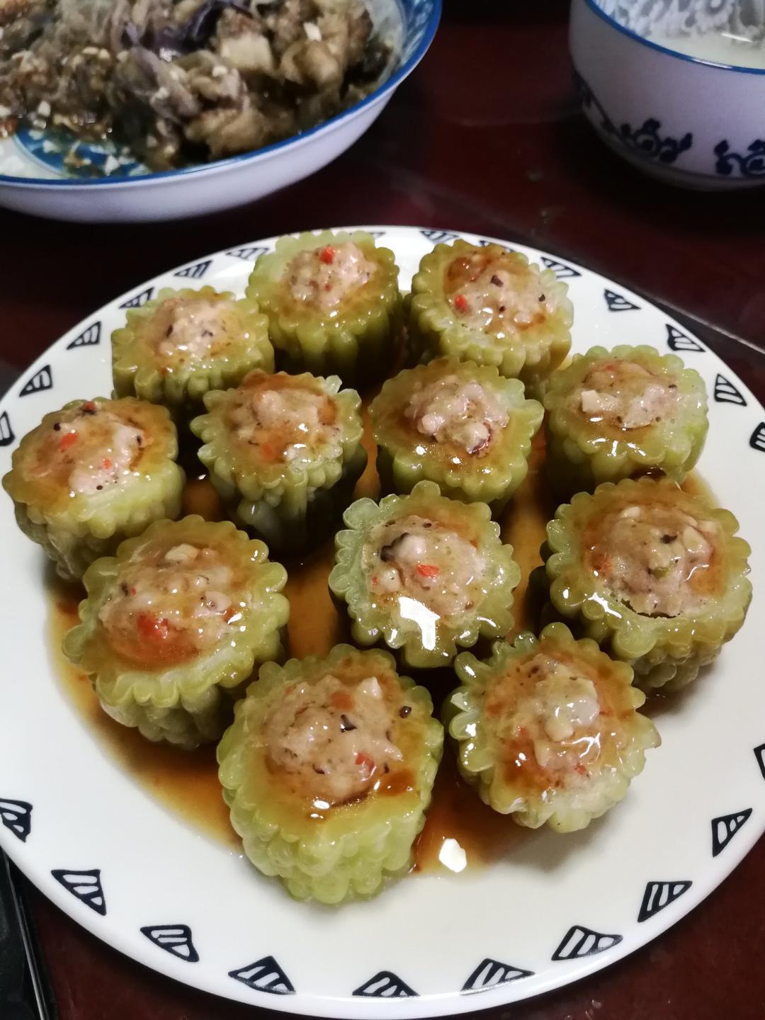 家常菜 苦瓜酿肉 玥宝儿-做的苦瓜酿肉赞 苦瓜,干香菇,猪肉,生抽,淀粉