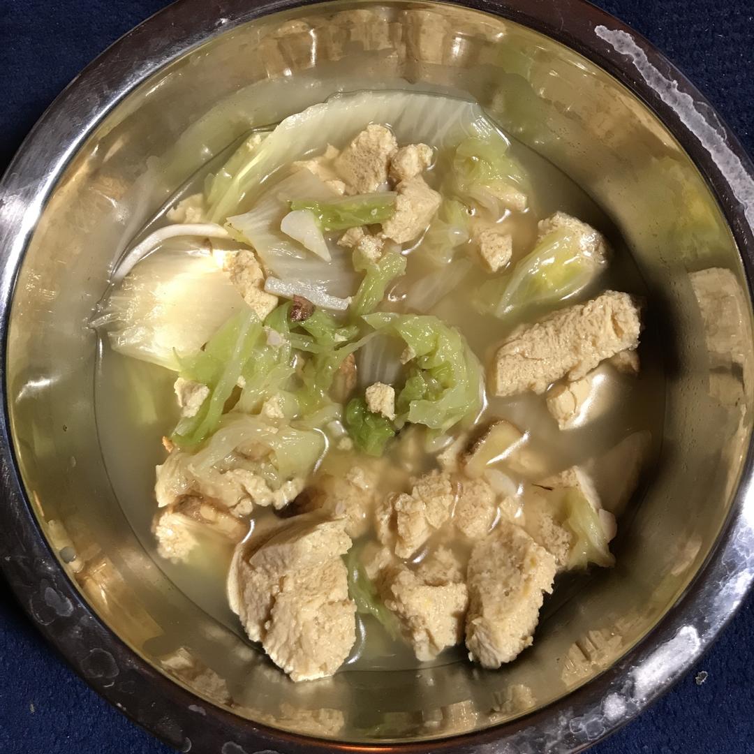 白菜炖冻豆腐