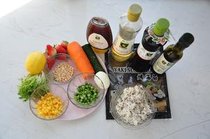 减脂餐-藜麦寿司配彩虹沙拉便当的做法 步骤1