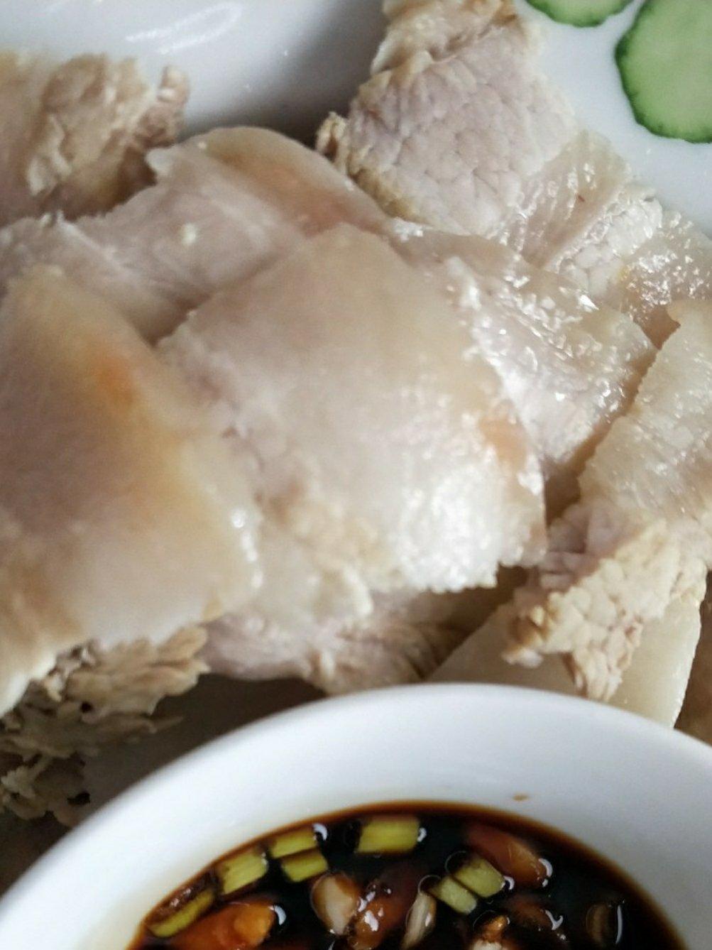 肥而不腻的蒜泥白肉