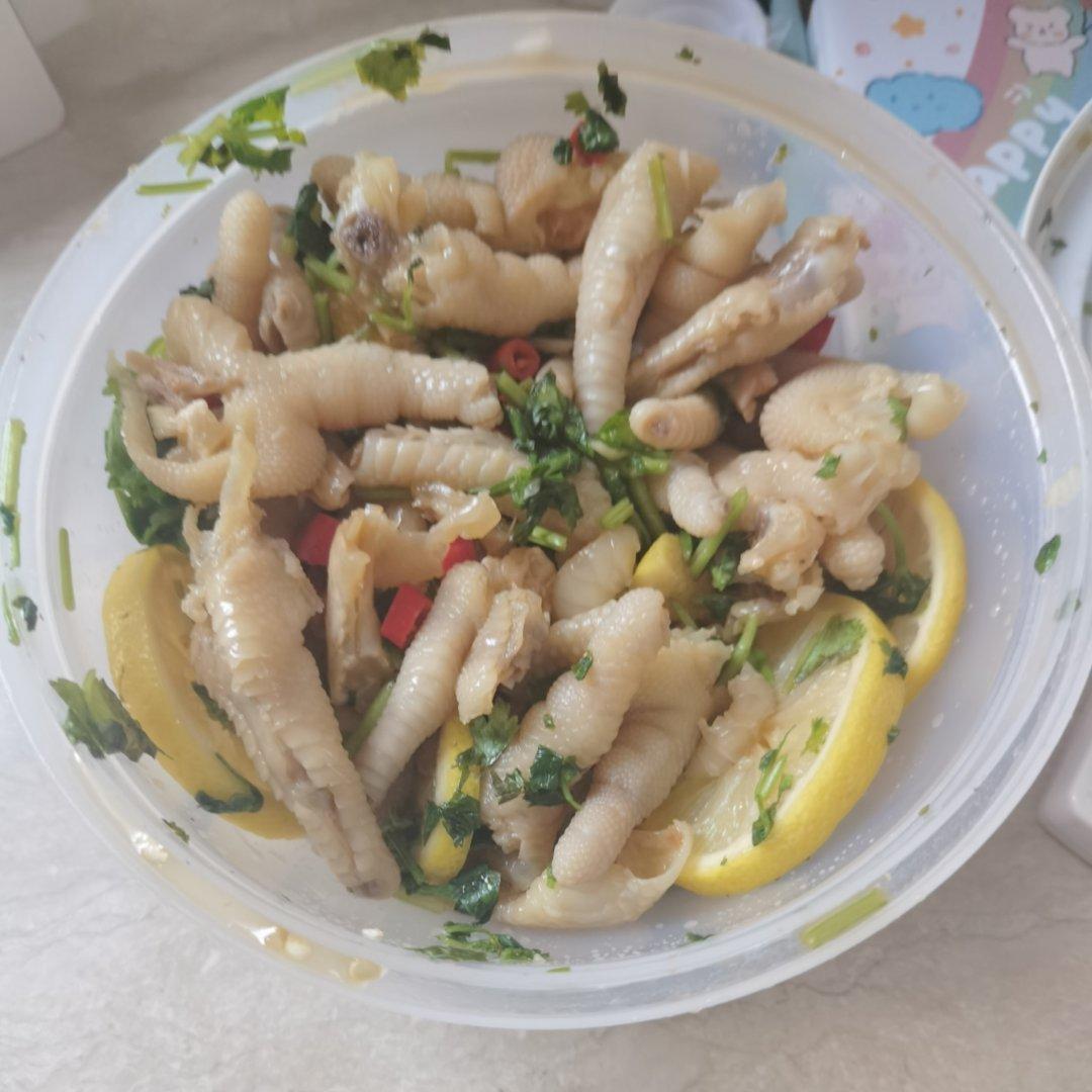 柠檬无骨酸辣凤爪