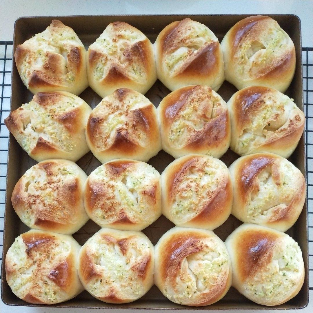 蒜香黄油小餐包
