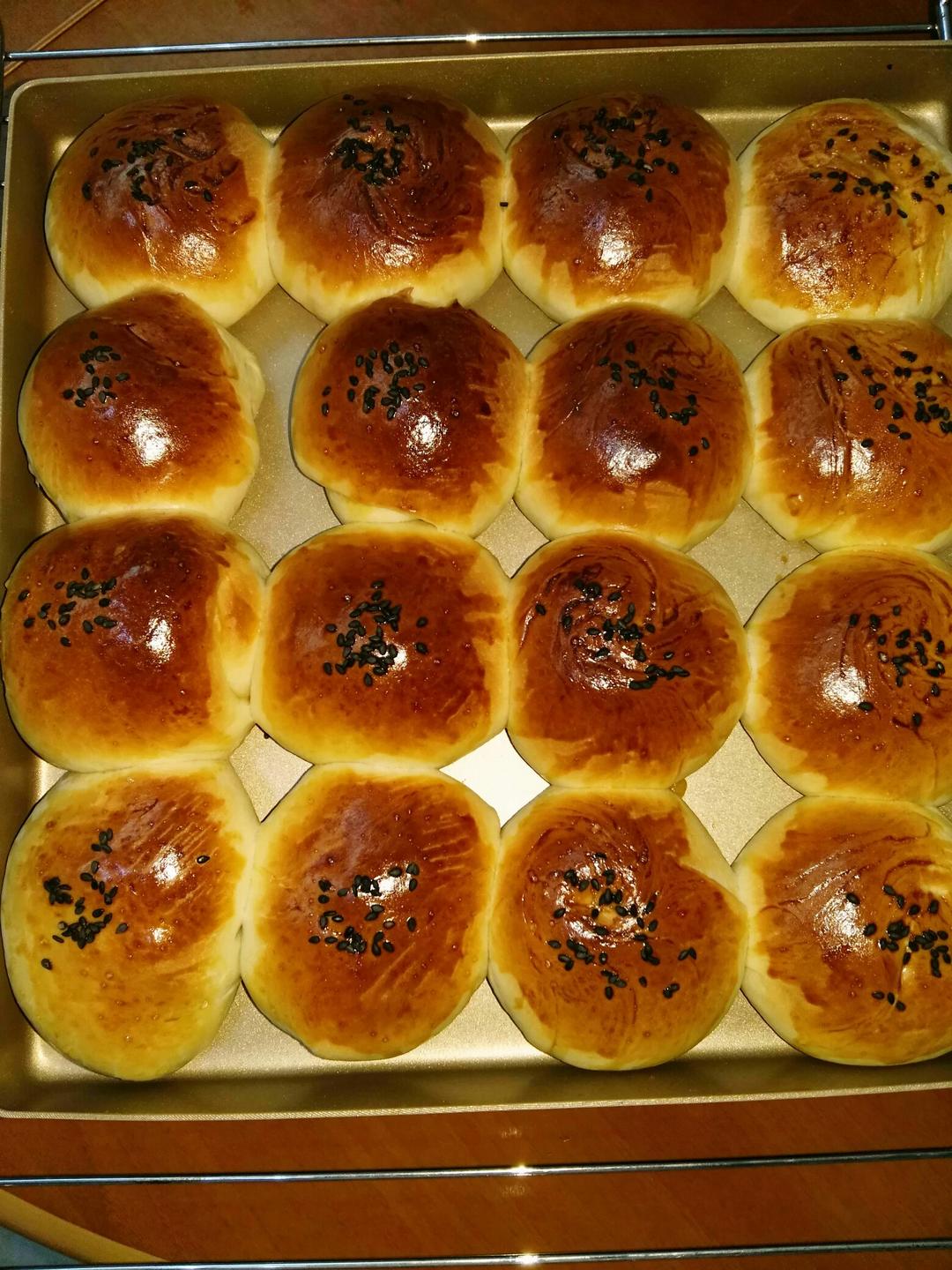 一次性发酵鲜奶油小面包