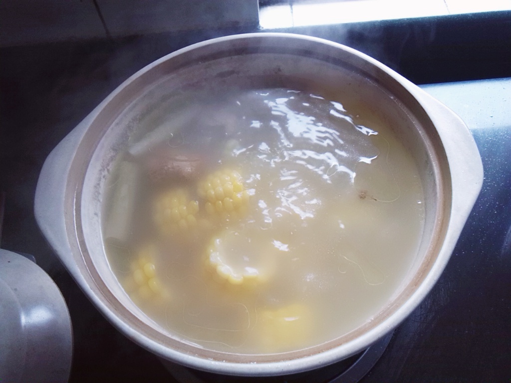 山药玉米排骨汤