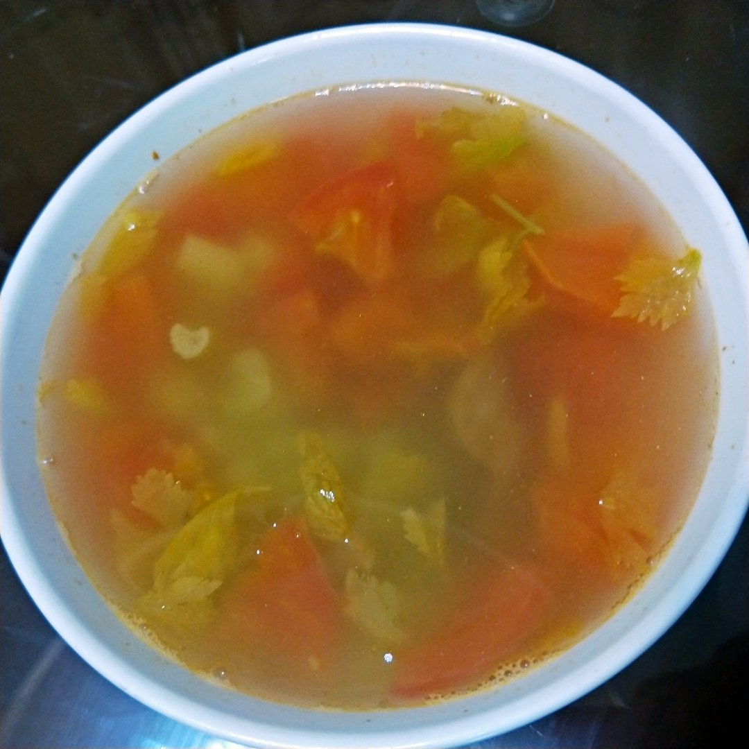 低卡瘦身番茄芹菜汤