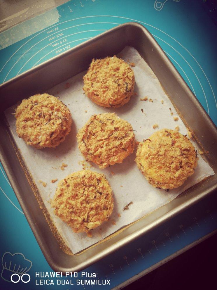 鲍师傅配方 | 用肉松小贝做到市值十亿！