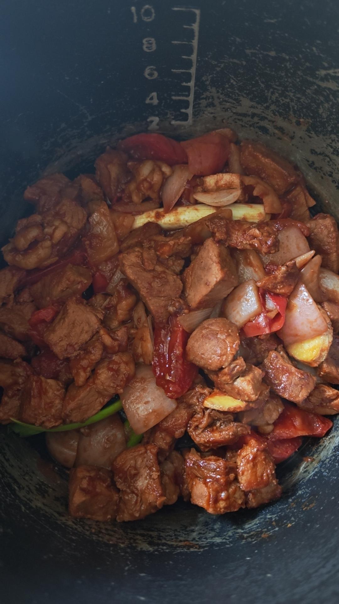 土豆炖牛肉