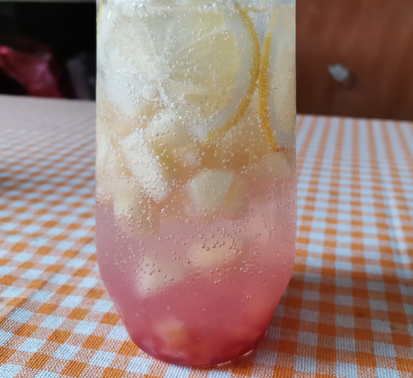 【饮品】桃子的季节🍑，来一杯看起来超少女心的桃子饮料吧！的做法