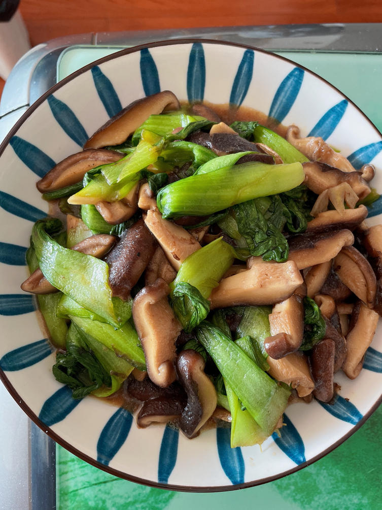 简易版香菇扒油菜