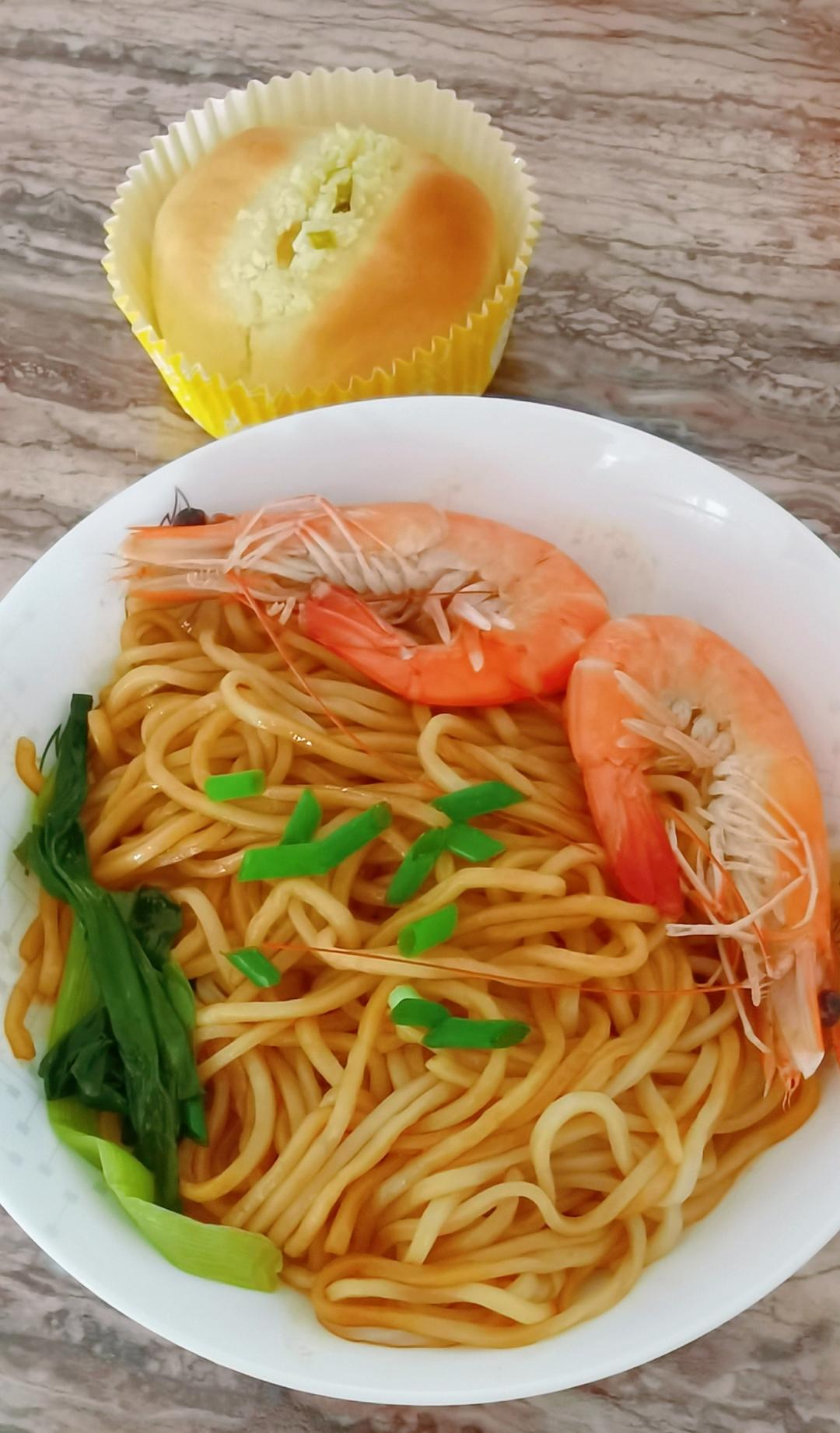 葱油拌面Spring Onion Noodles