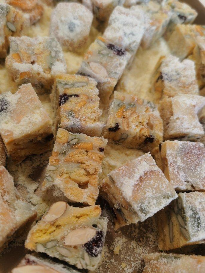 巨好吃的网红芒果雪花酥做法