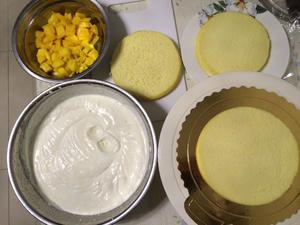 芒果奶油乳酪蛋糕的做法 步骤3