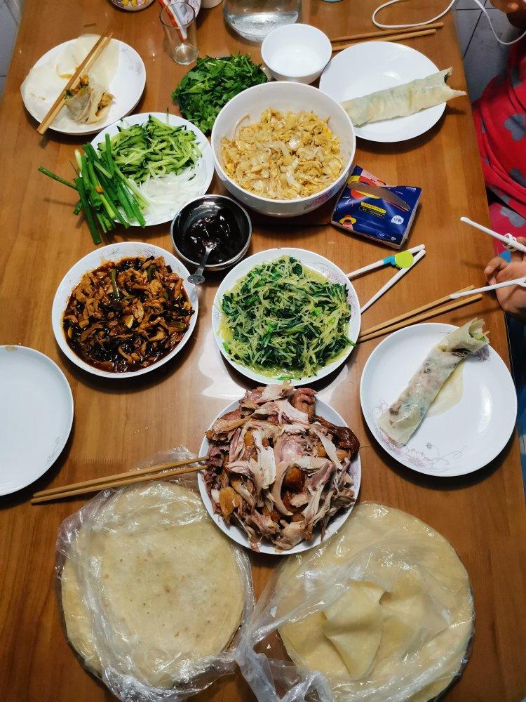 春饼及配菜（饺子皮版）
