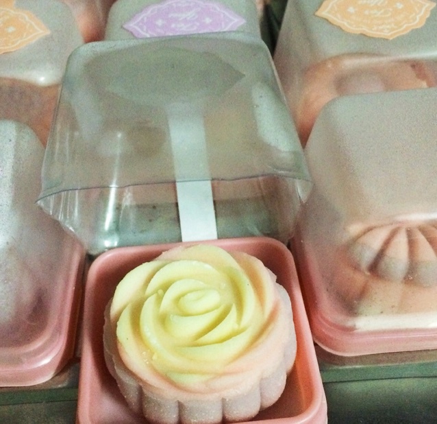 冰皮月饼（椰浆皮豆沙馅）