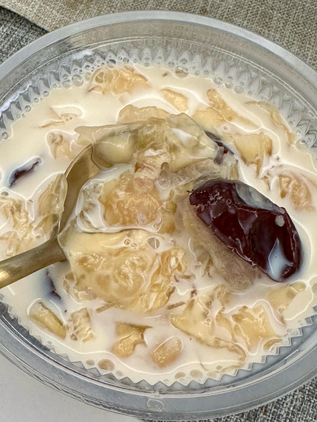 红枣银耳莲子羹（有出胶质、出胶，懒人的电压力锅版）