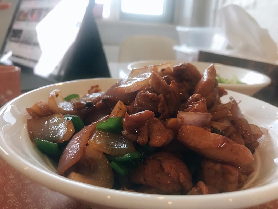 不加一滴水好吃到爆的干炒鸡腿肉