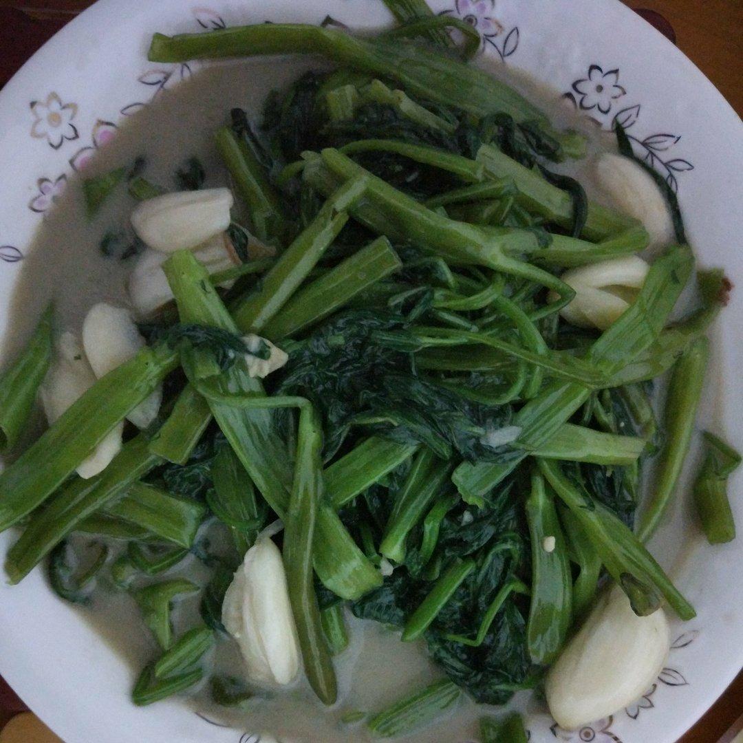 腐乳炒通菜