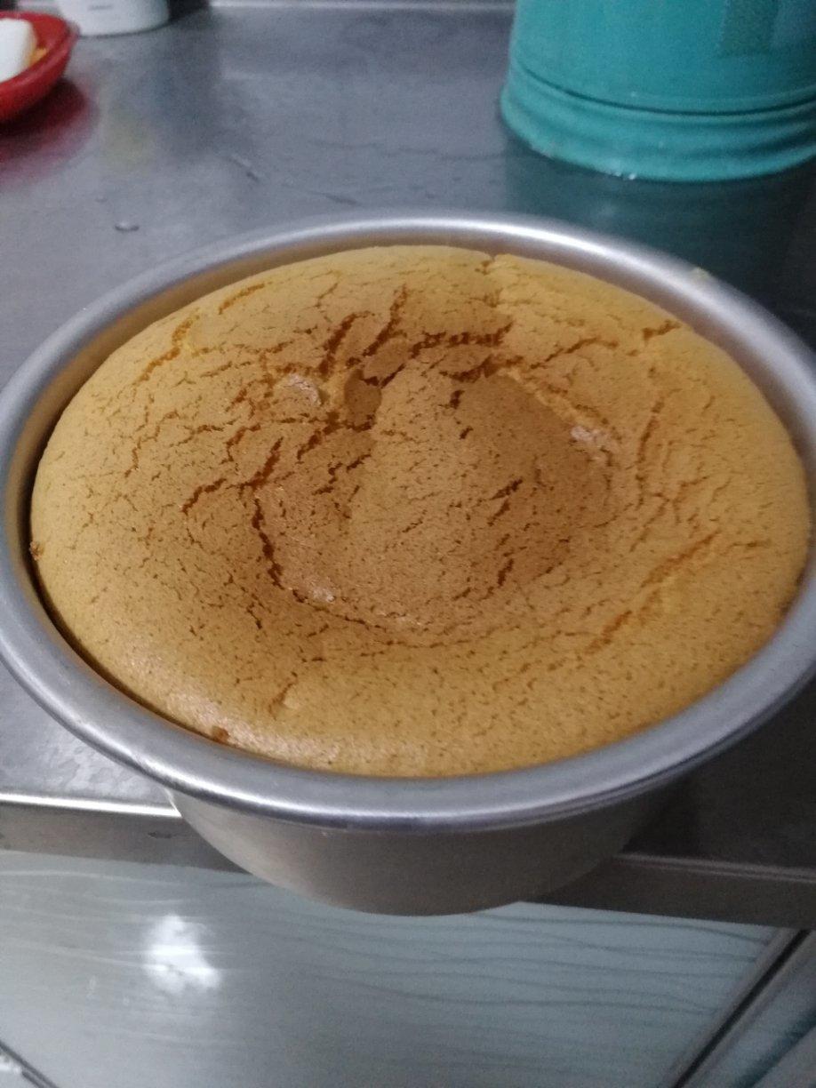 烤箱做蛋糕（戚风蛋糕的做法）