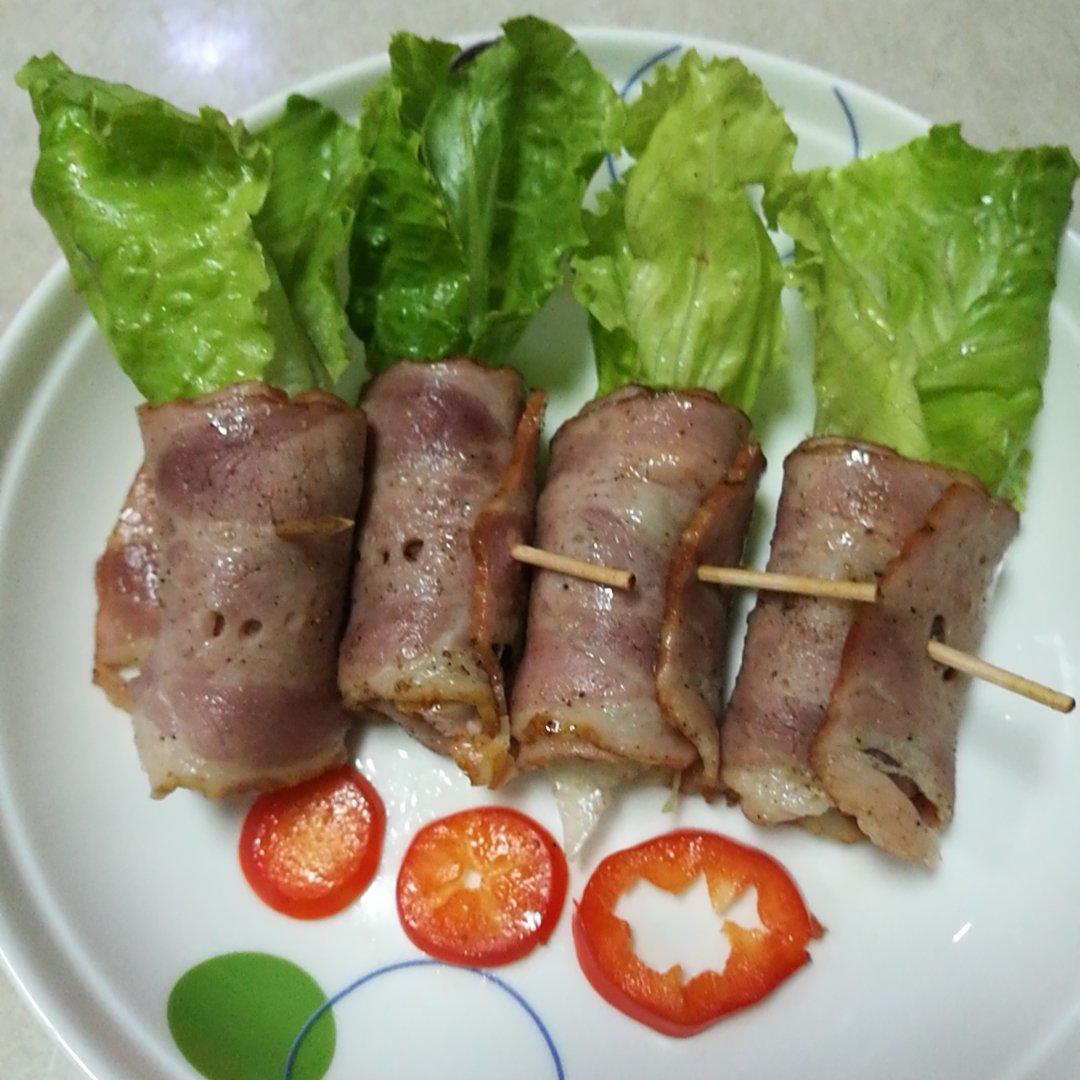 俐红做的培根生菜卷