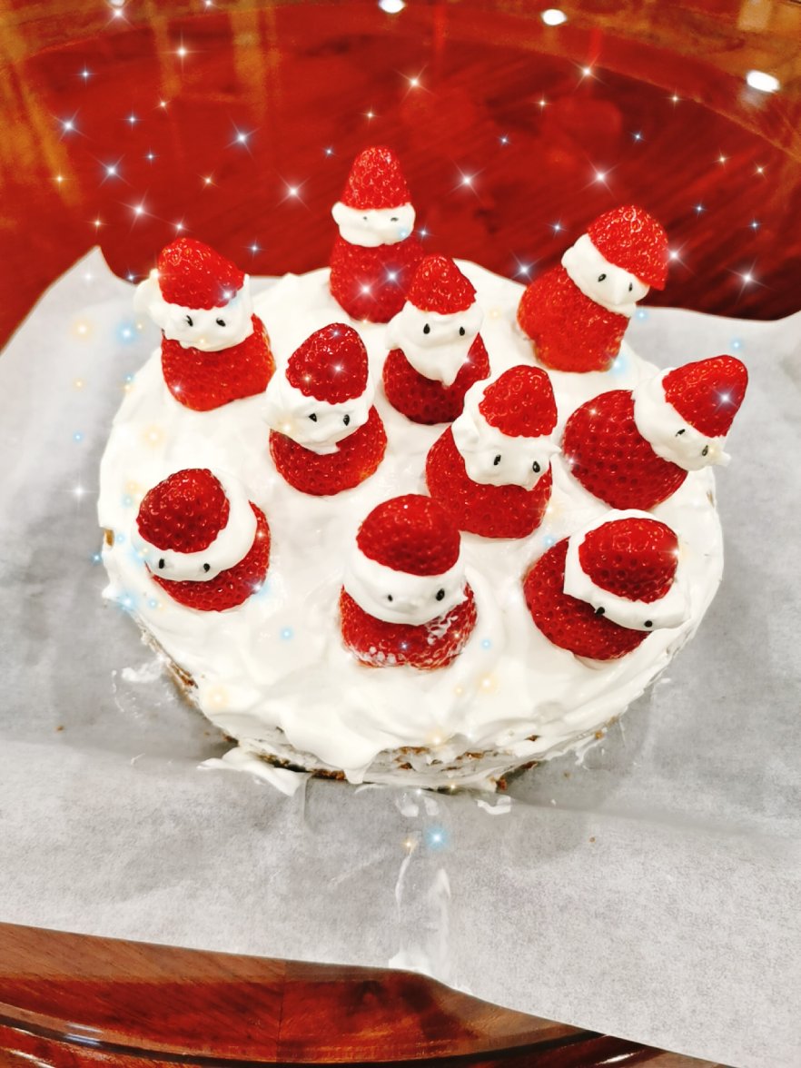 圣诞草莓蛋糕【北鼎烤箱食谱】