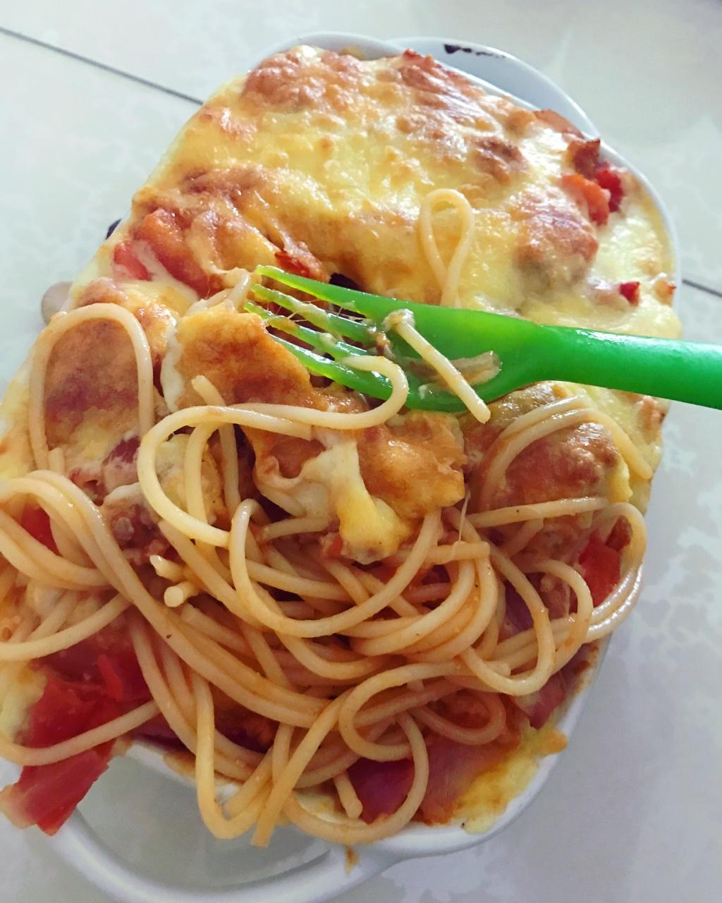 芝士肉酱焗意面