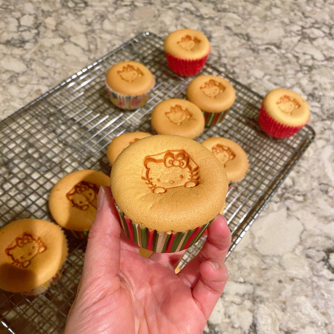 炼乳纸杯蛋糕
