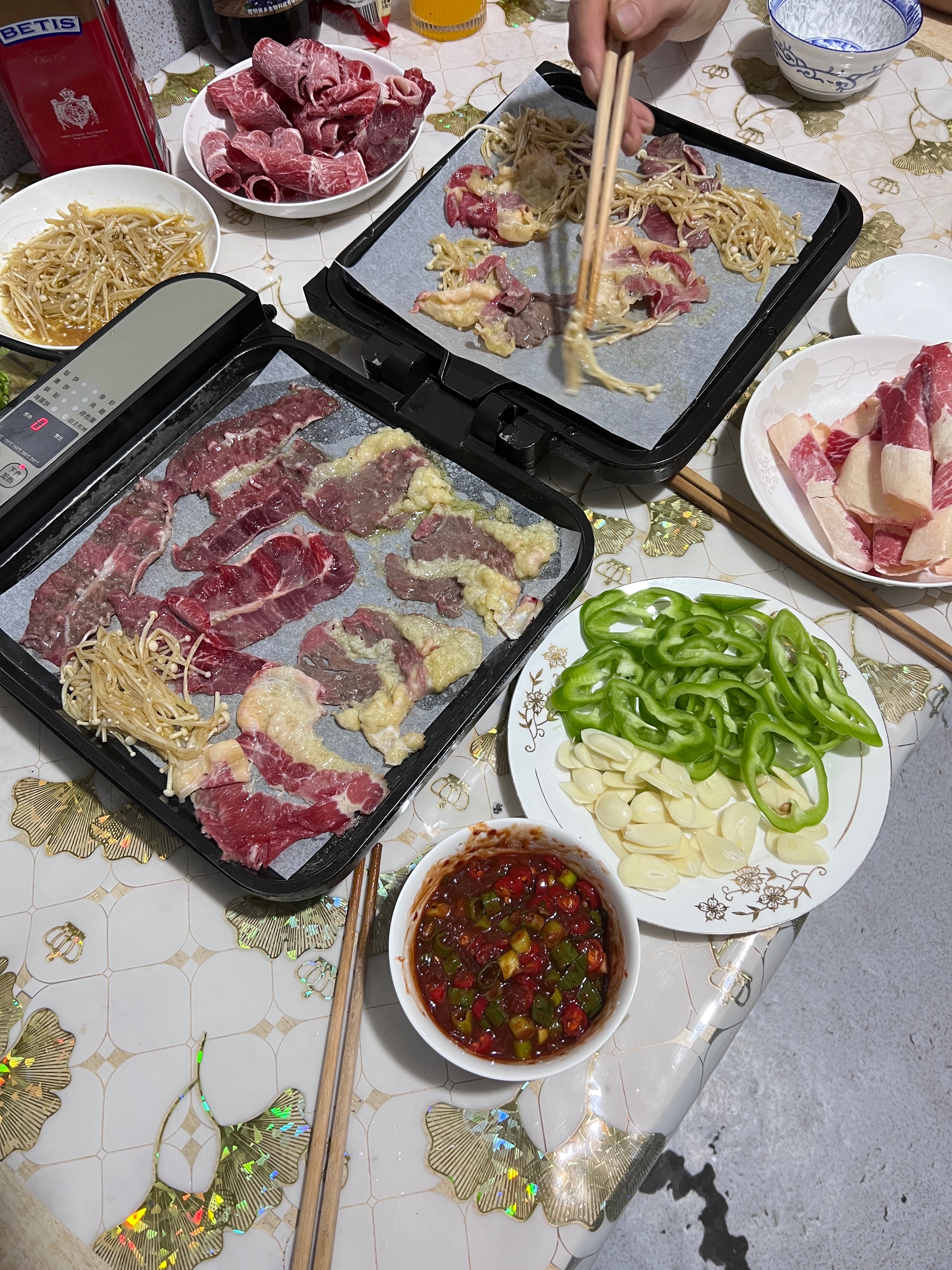 火锅肉片版家庭烤肉的做法