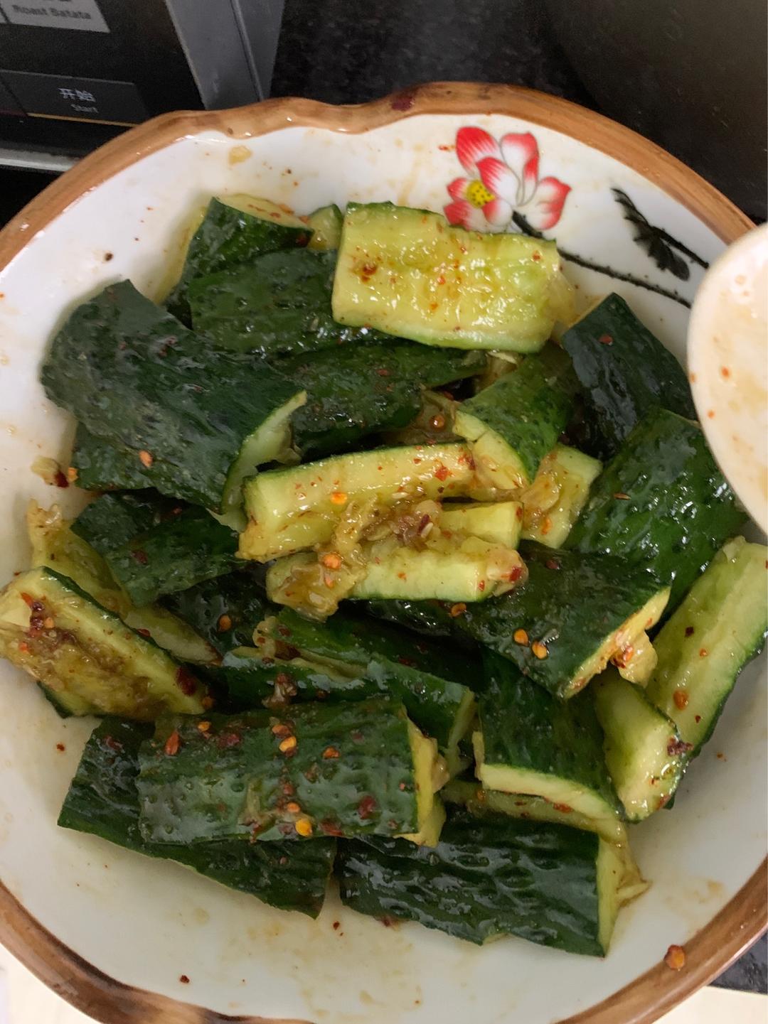 🌈酸酸辣辣巨开胃～超过瘾的凉拌黄瓜