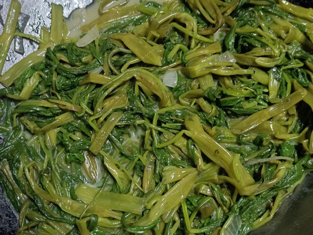 广东大排档风味椒丝腐乳炒空心菜