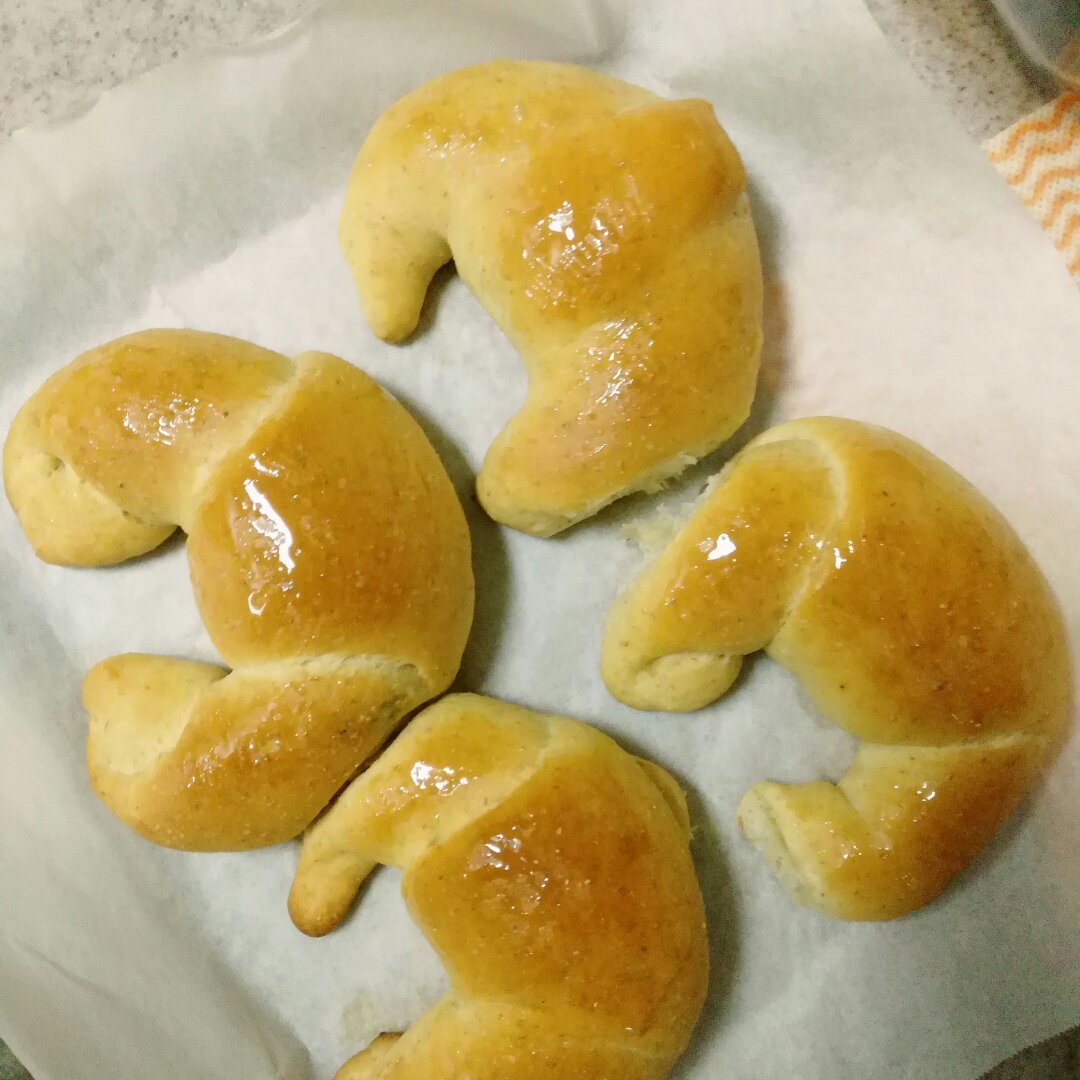 乳酪牛角面包