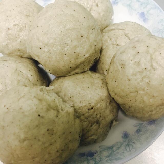 花生芝麻包子