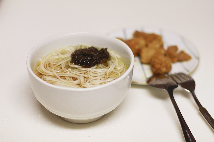 小葱麻油酱油面
