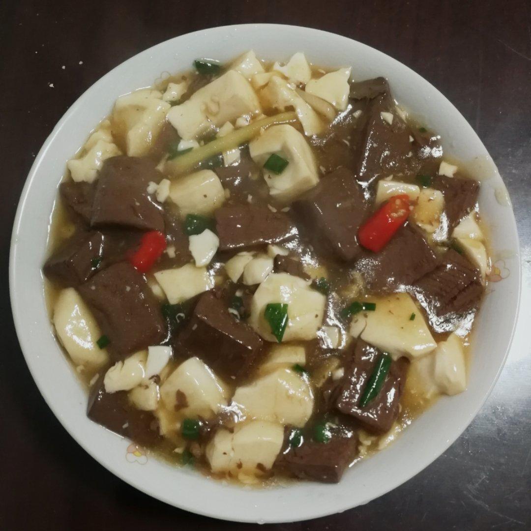 家常鸭血豆腐