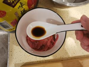 超下饭的酸辣萝卜丝炒肉的做法 步骤1