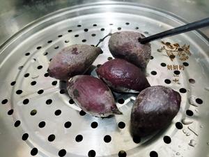 雀巢佳膳丨紫薯鸡蛋饼卷的做法 步骤2