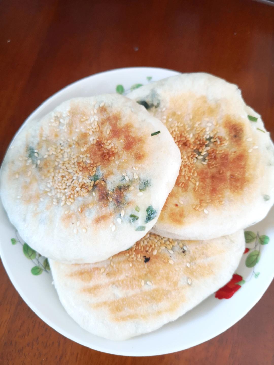 不用手揉面的发面葱花饼 松软好吃 省时省力 附细节视频详解