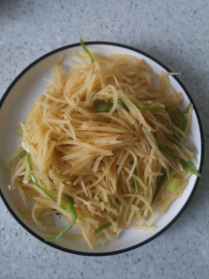做菜fighting做的厨师长教你炝炒土豆丝的家常做法口感爽脆