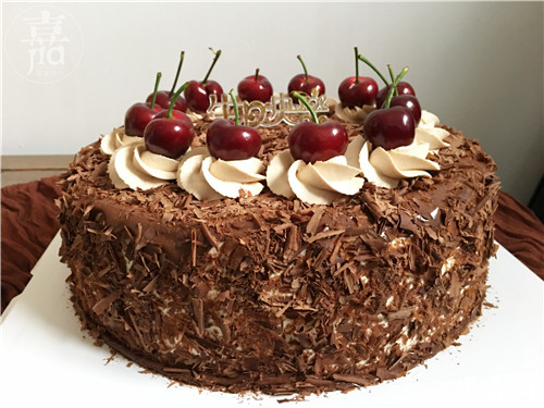 黑森林蛋糕——樱桃、奶油、巧克力的天作之合的做法 步骤10