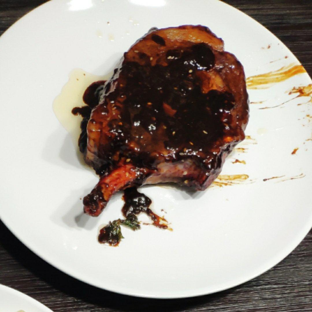 煎牛排