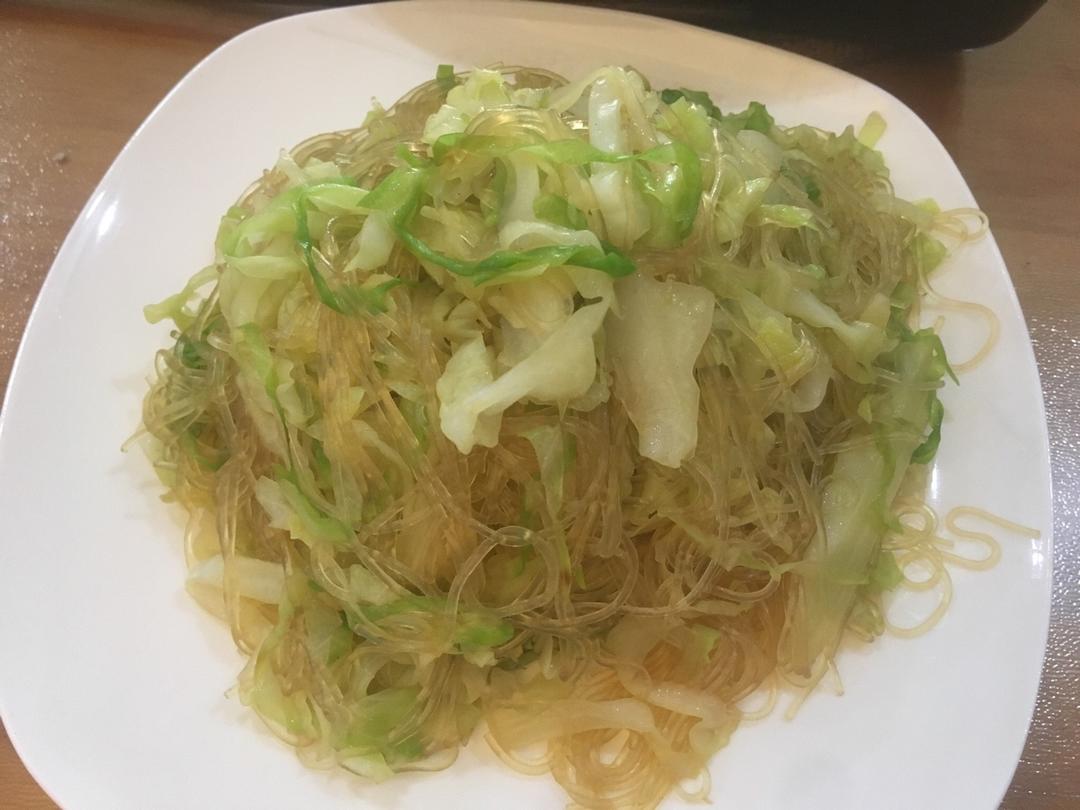 圆白菜炒粉丝