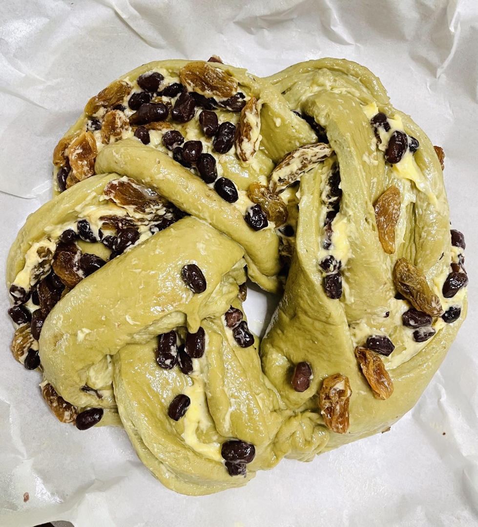 抹茶蔓越莓花环面包