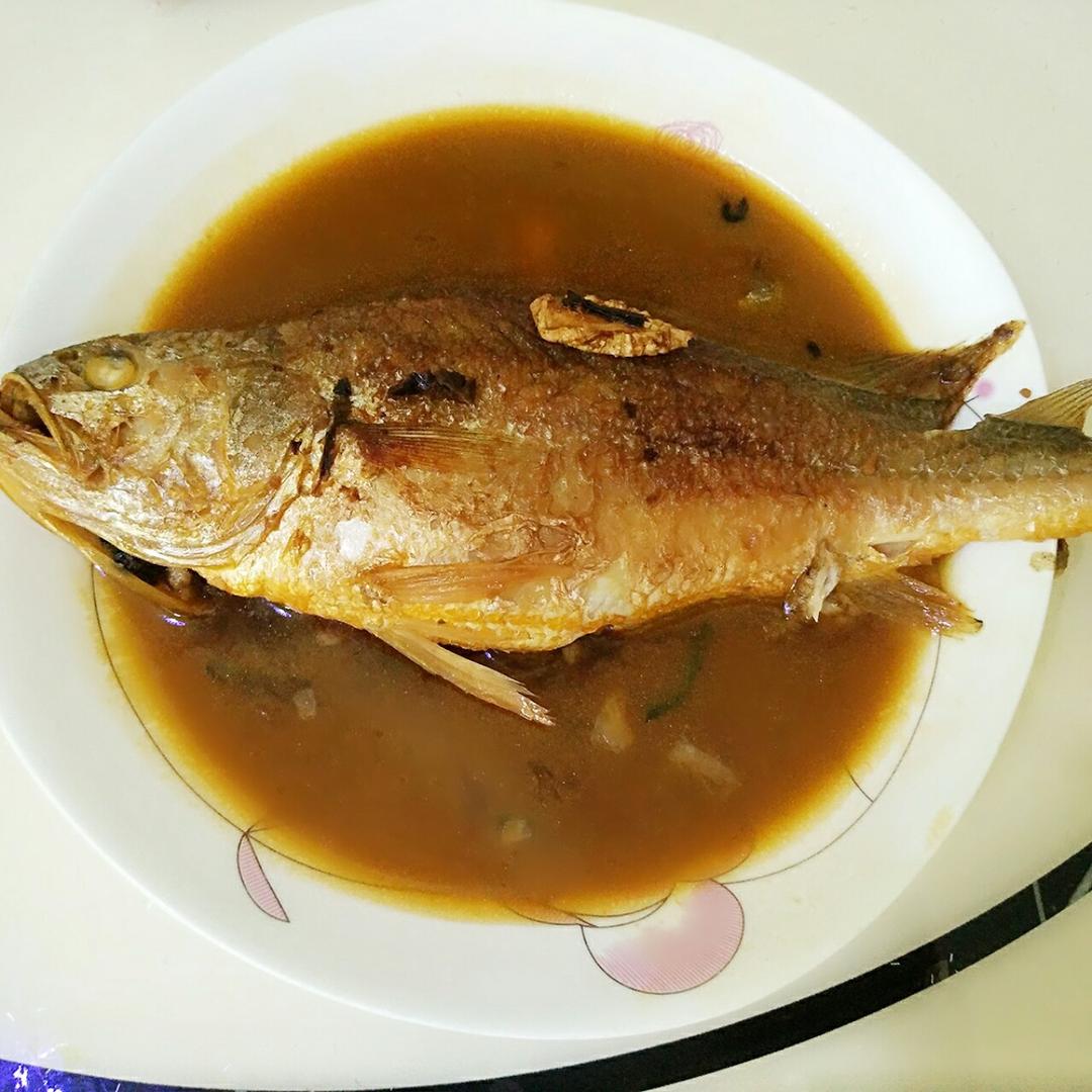 内里乾坤红烧小黄鱼