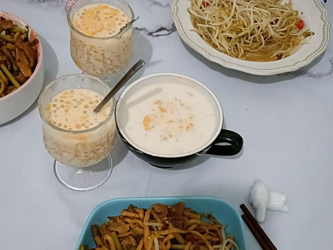 港式甜品——杨枝甘露(芒果西米露)附芒果花切法