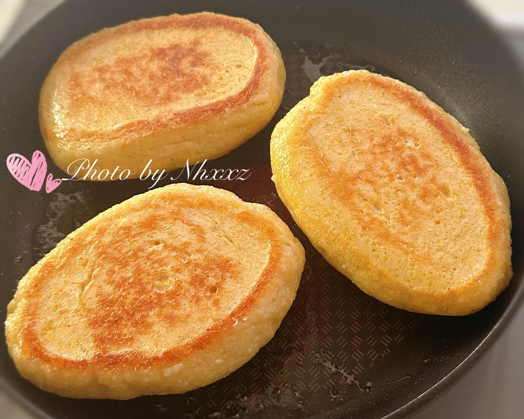 玉米面菜饼子
