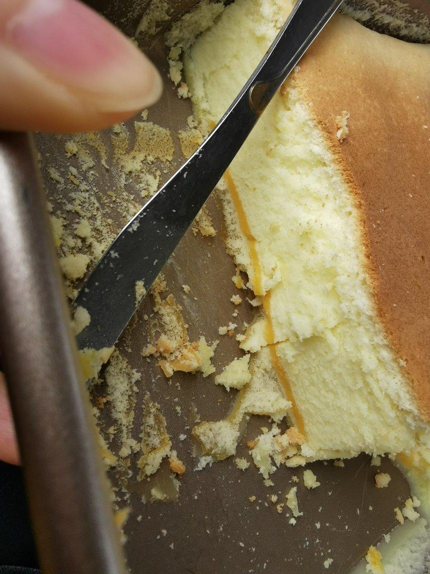堪比柯基屁股
爆浆芝士🧀古早蛋糕
