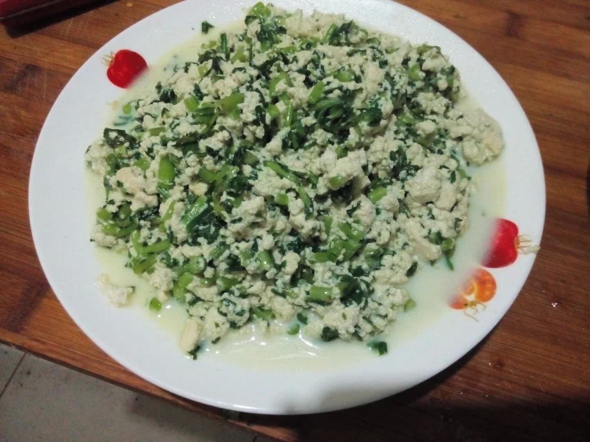 茼蒿小豆腐