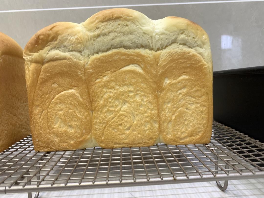 超柔牛奶棉花吐司（最详细的吐司食谱）