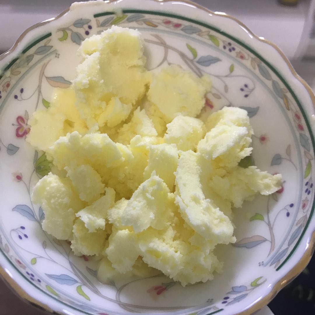 自制冰淇淋（懒人版无需搅拌的冰淇淋）